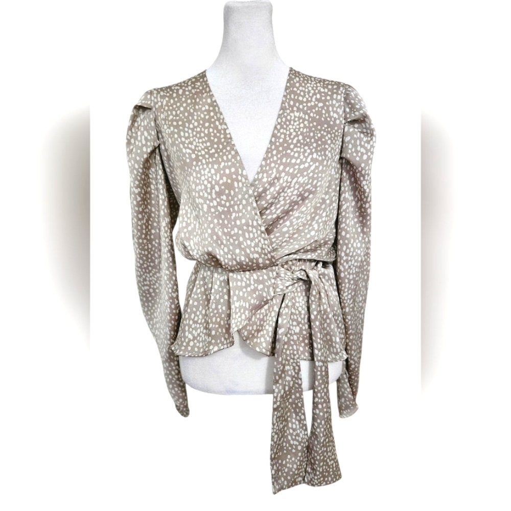 EXPRESS Satin Polka Dot Print V Neck Puff Sleeve Wrap Tie Blouse.Taupe/white.XS